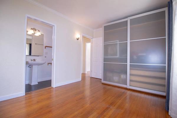 $1,395 / 2br - 900ft2 - Your Own Bed and Bath on the Bay in Pacific Beach (Pacific Beach)63865816632193124