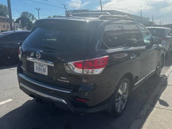 Nissan pathfinder 2014 - $4,200 (Oakland Gardens)63654709650305121