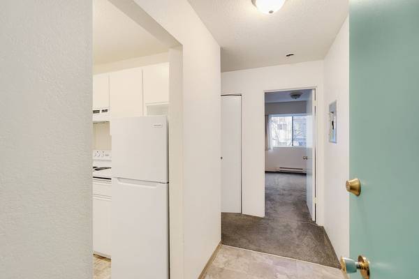 Bowker Manor Apartments - 2 Bedroom - Available Nov. 1st 5