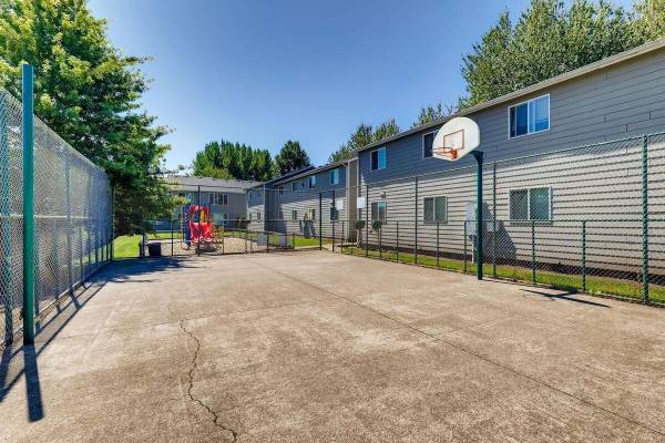 $1,495 / 2br - 864ft2 - ¡2 BR de ensueño! Viviendas espaciosas cerca del centro de Salem y acceso a I-563660478563075120