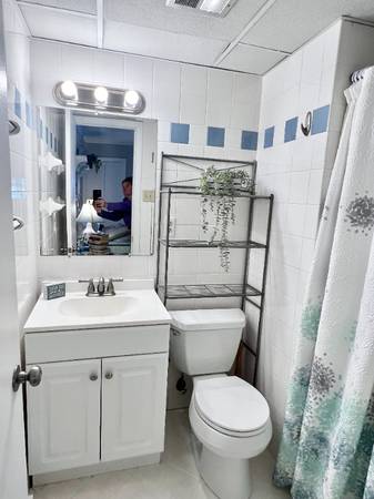 $1500.00 / 3br - WINTER RENTAL Large Ocean Block 3 Bedroom Condo63806863084419124