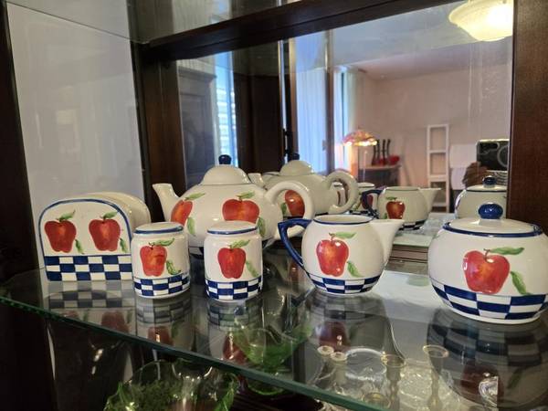 Teaset 1