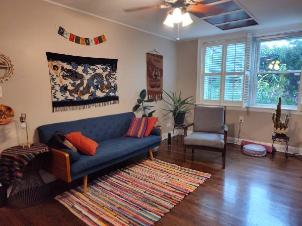 $2,300 / 1br - 750ft2 - Apartamento amueblado completamente en espacio tranquilo con jardín (Andersonville)64041809747201120