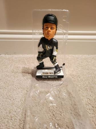 Olli Maatta Bobblehead - Pittsburgh Penguins (NEW) 1