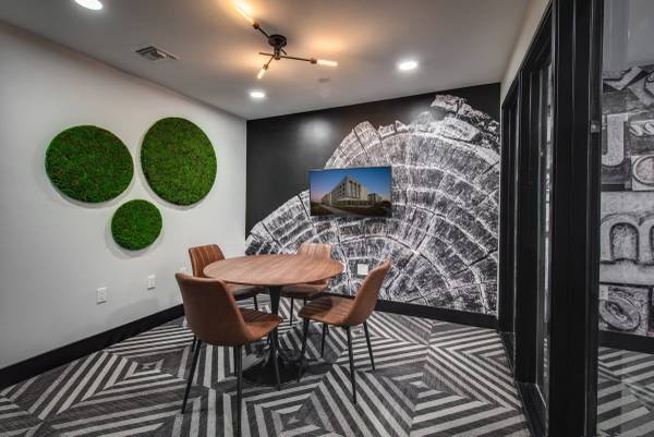 $3,327 / 1br - 647ft2 - Smart Thermostat, Gaming Courtyard, Night Patrol (san jose downtown)63622983384449122