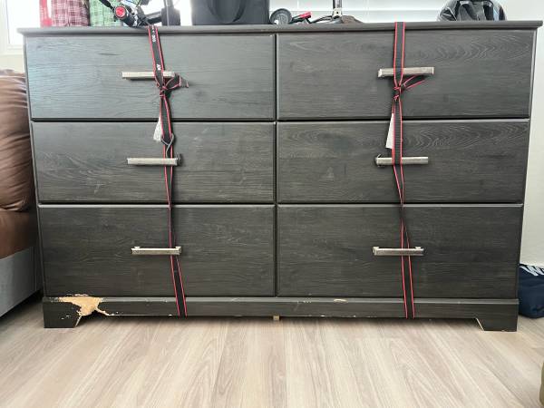 Large 6 drawer dresser 1