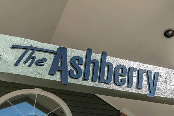$2,233 / 2br - 1073ft2 - 2 BD, Alquiler a corto plazo disponible, Mantenimiento en el lugar (8017 Ashberry Ln, Pasadena, MD)63694927133059120