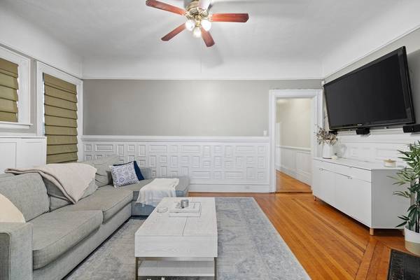 $3,000 / 2br - 854ft2 - Back Bay 2 Bed – Beacon & Dartmouth (Boston)63690775726593121