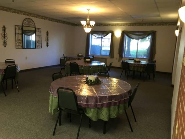 Fully Applianced Kitchen, Gazebo, Elevator 1