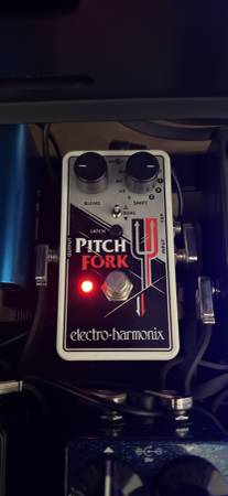 Electro-Harmonix Pitch Fork 1