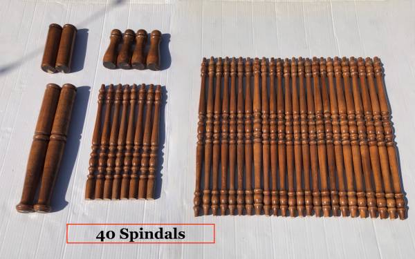SOLID OAK SPINDALS total of 40 in various sizes 1