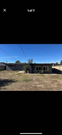 3 bed 2 bath house for rent in costa mesa 1