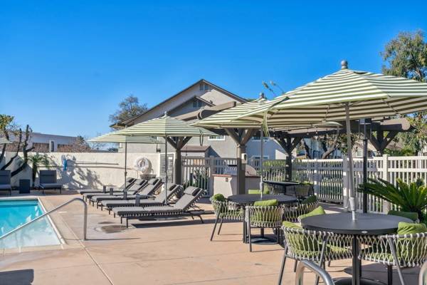 $2,512 / 1br - 640ft2 - 1/BD, Lavaplatos, Wi-Fi Disponible en Áreas Comunes (13656 Hilleary Pl, Poway, CA)63657173745155120