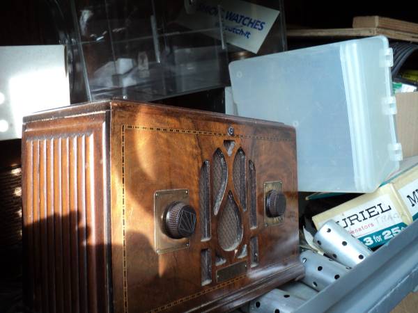1931 Zenith Model 701 Wood Tube Mantel Radio 1