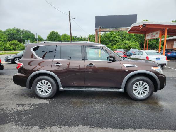 2017 Nissan Armada SV $1300 de enganche - $1,300 (Capitol Heights)63618565279235123