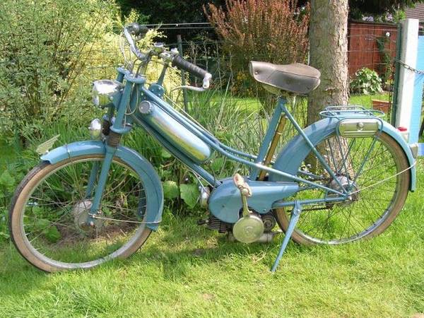 bicicleta motorizada 1953 Le Gitan, piezas de ciclomotor o para restaurar - $600 (santa rosa)63440084827393124