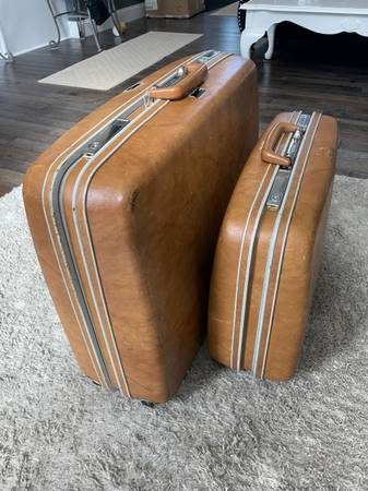 2-Samsonite Hard Case Luggage Pieces-Vintage - $25 (Columbia, MO)63471026123009122