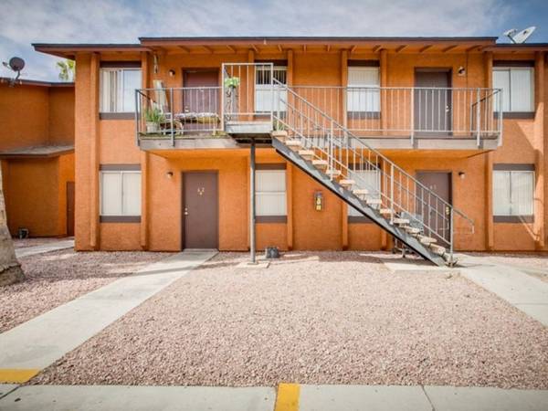 $1,100 / 1br - 572ft2 - Aire acondicionado, Las Vegas NV, 1 habitación (3120 Wynn RD, Las Vegas, NV)63859611968001120
