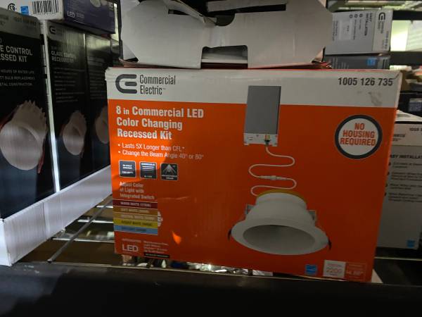 Accesorios de iluminación con cambio de color - $10 (Atlanta)63470456158337122