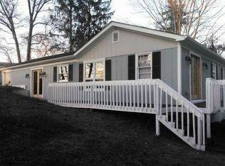$1,850 / 3br - 3/1 House, Oakley, Large fenced yard. (Asheville)64029207959937121