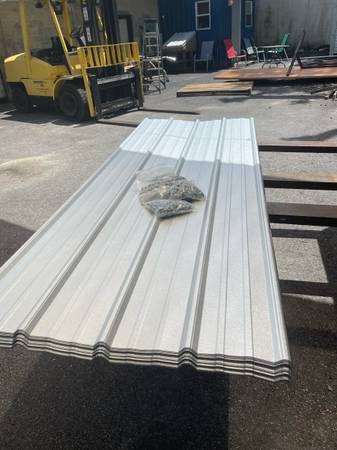 20 sheets 3'x14' and 1x bag screws 1”metal roof panels galvalume heavier gauge 1