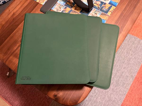 3x Ultimate Guard Xenoskin Quadrow Zipfolio 1