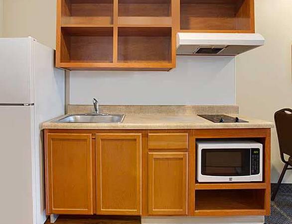 $1,200 / 1br - NEW LOWER 4-WEEK INCLUSIVE RATE - Home Office in Suite (Chattanooga)63617452899329123