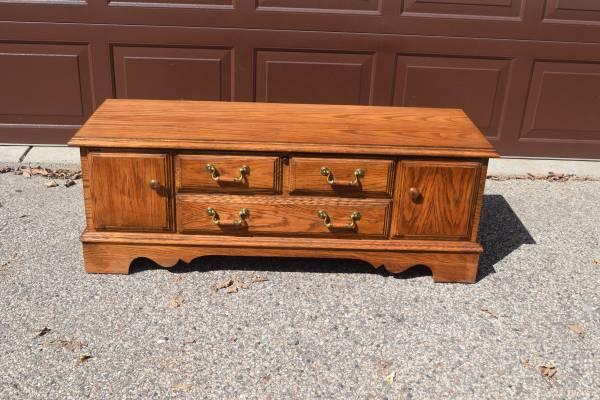 Cedar Chest Lane (no lock) 1