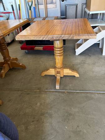 Solid Wood Pedestal Table 1