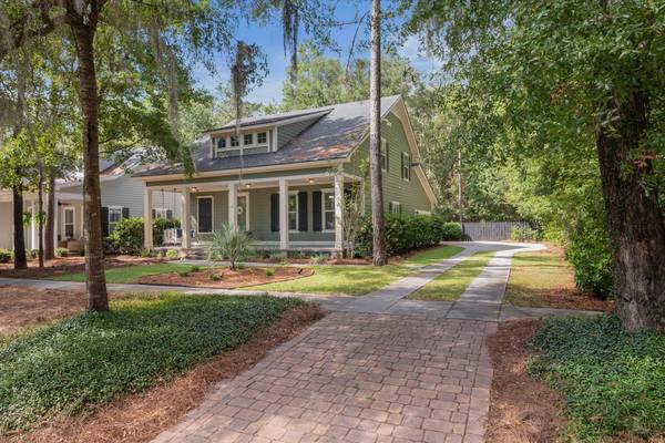 Charming Modern Farmhouse in Amenities-Filled Waterways! 1