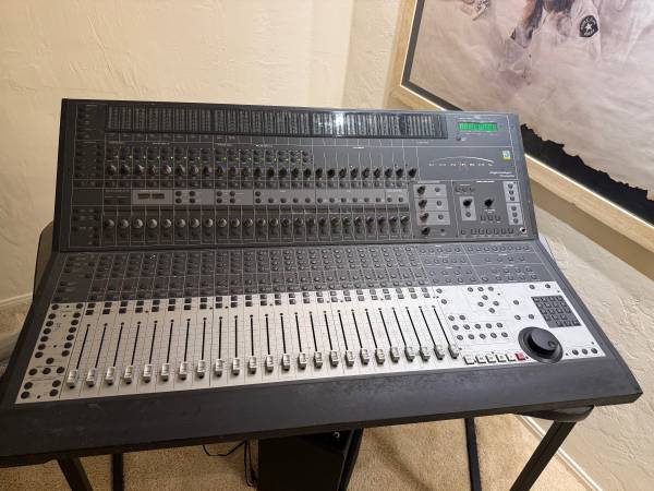Digidesign / Pro Tools / Focusrite Control 24 C24 Mixer 1