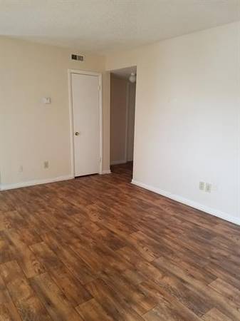 $995 / 2br - 784ft2 - Multi family in Hunstville -  103 G Villa Madrid (Huntsville, AL)63801860137091121