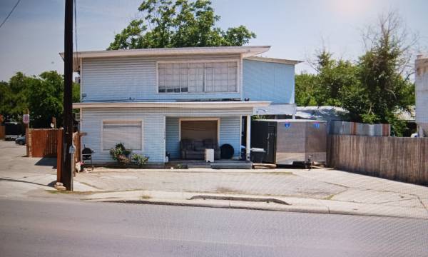 Commercial building for Sale 1