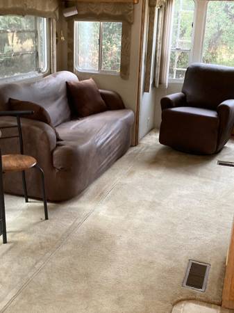 $1,400 / 1br - $1400--UNO DE UN DORMITORIO EN ALQUILER (Lincoln)63952110428675121