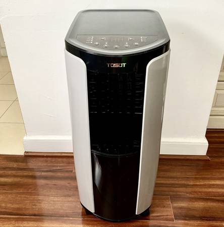 TOSOT 3-in-1 Portable Air Conditioner/Dehumidifier/Fan 1