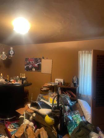 $370,000 / 2br - 928ft2 - Nice Tender Loving Care... (oakland east)63852073161219123