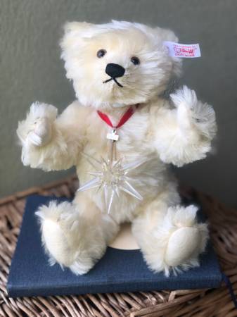 Steiff Teddy Bear Swarovski Crystal 2005 Annual Edition