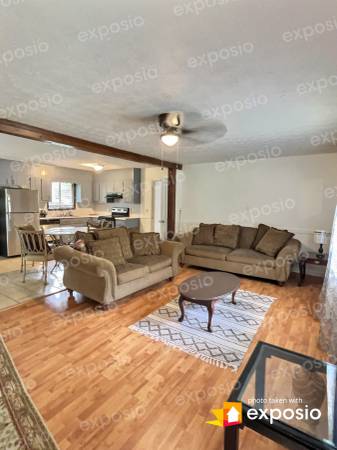 $1200 / 1 habitación - Casa amueblada - Suite principal / Entrada privada (nivel principal) (Riverdale)63072719527299121