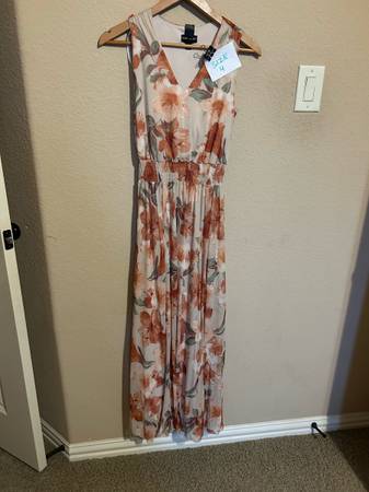 Size Small long dress 1