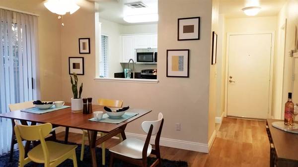 $2,345 / 2br - 1355ft2 - Stop by today at the 2 bed / 2 bath of your dreams! 1355 Sq Ft! (Fresno - Fresno)63798510014595123