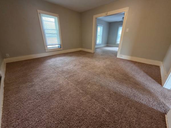 $700 / 2br - $675 |2Bd 1Ba|712 1/2 McDonough St | Available NOW! (Eau Claire)63845959621377124