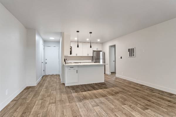 $1445.00 / 1br - 755ft2 - FIRST MONTH FREE WITH A 12 MONTH LEASE63670973049859124