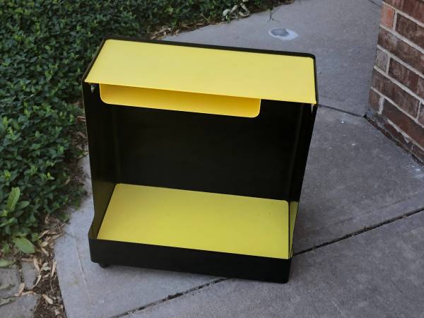 Metal Shelf/Cart 1