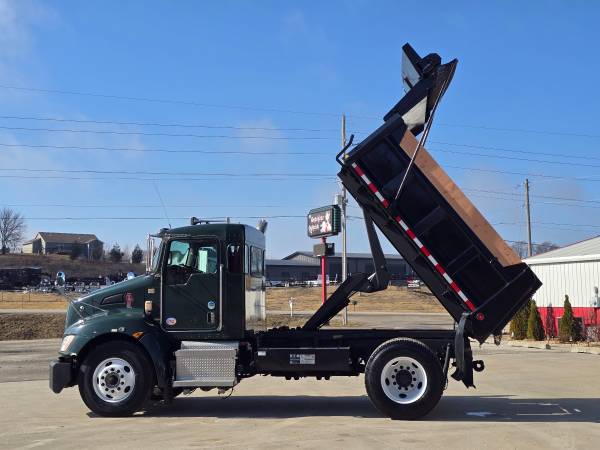 2011 Kenworth T370 - Photo 14