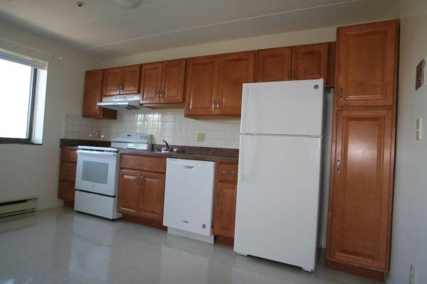 $1,950 / 1br - QUINCY CAMINATA A T Y CENTRO (QUINCY)63655181426435122