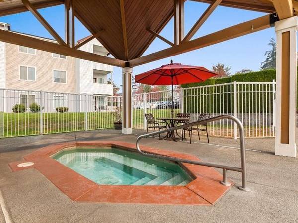 $2,595 / 3br - 1160ft2 - pool, Gated Community, Carpeting, Playground63874305982081120