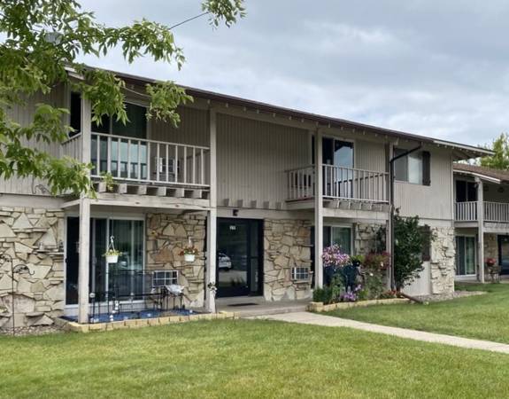 $1,144 / 2br - Welcome to Maplecrest Apartments! (Appleton)63845968342017120