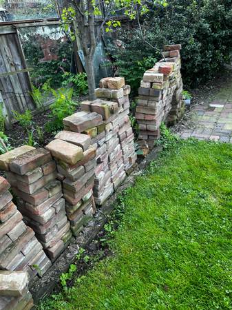 Bricks, preused 1