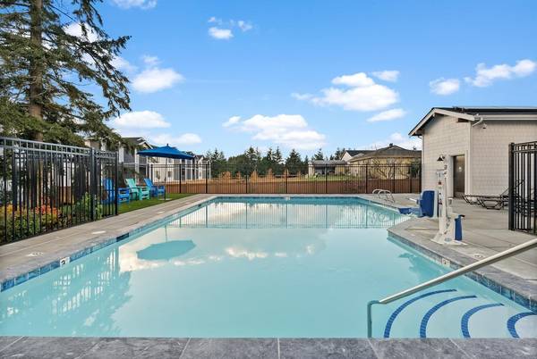 $1,725 / 1br - 694ft2 - More info on Electric Vehicle Charging, High Speed Internet (Port Orchard)63850639861891123