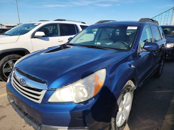 2011 Subaru Outback 2.5i Premium AWD 4cyl runs great FINANCING OPTIONS 1